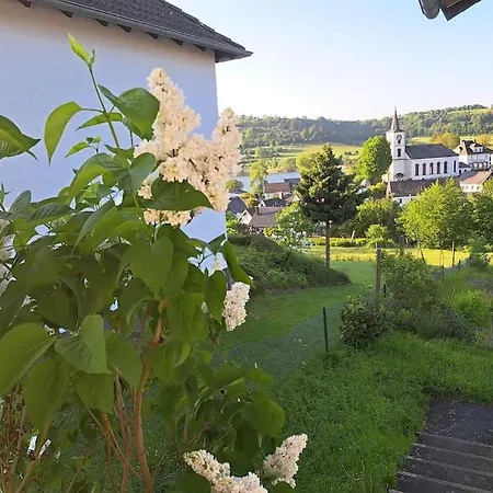 Holiday home Haus Mit Idyllischem Seeblick