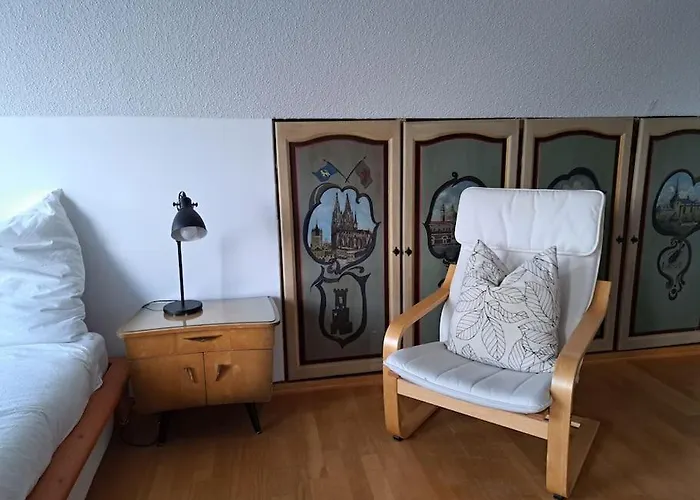 Haus Mit Idyllischem Seeblick *