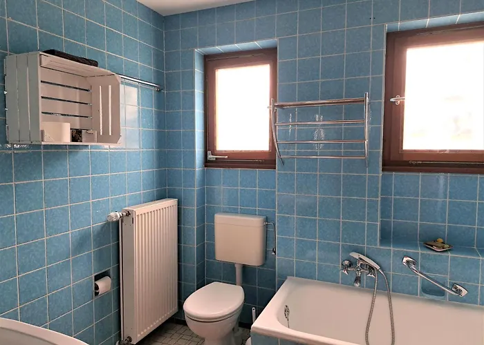 Haus Mit Idyllischem Seeblick * Schalkenmehren